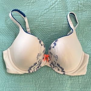 Victoria Secret bra 36c